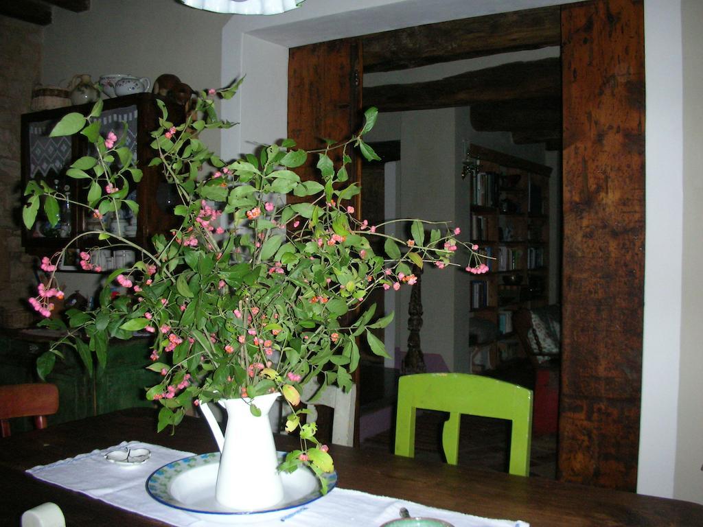 Poggio Dei Prugnoli Bed & Breakfast Tavoleto Ngoại thất bức ảnh