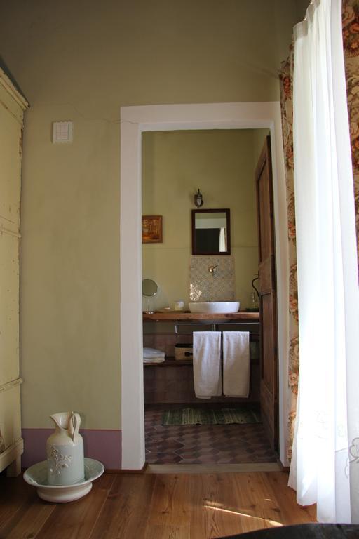 Poggio Dei Prugnoli Bed & Breakfast Tavoleto Ngoại thất bức ảnh